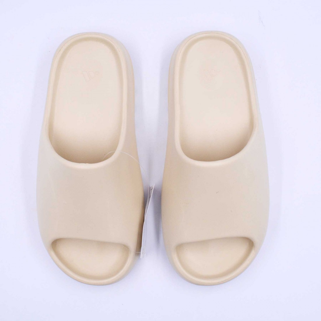 yeezy slides kids bone